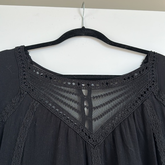 Gauze Embroidered & Crochet Trim Torrid Blouse - Picture 7 of 11